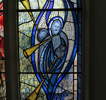 Middlesex regiment memorial stained glass window, st pauls church Mill hill london by john reyntiens detail