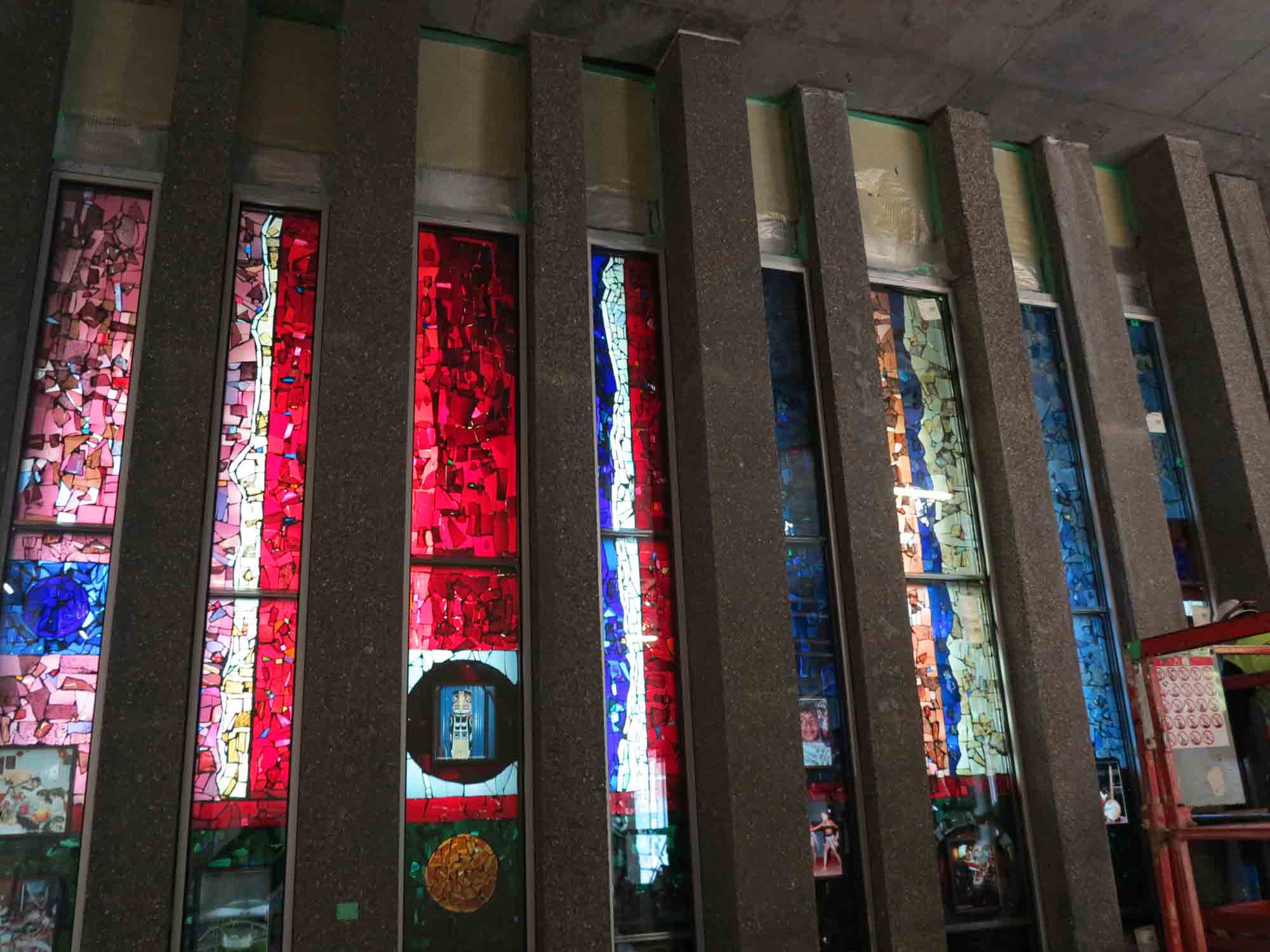 keith new commonwealth institue glass panels restoration by reyntiens glass studio 