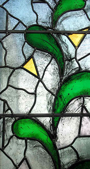 Illminster Memorial stained glass window by john reyntiens